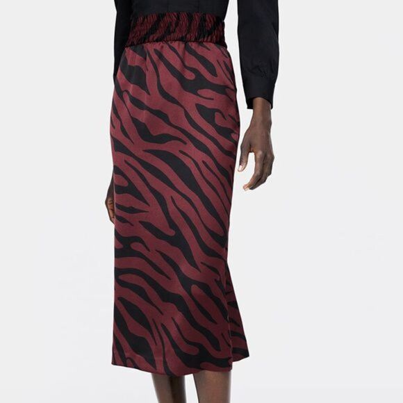NWT Zara Animal print pencil skirt Maroon - Picture 2 of 13